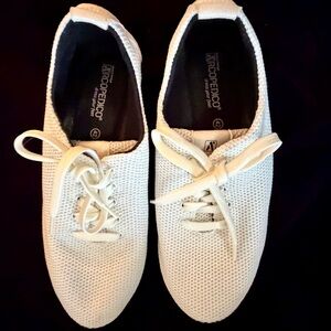 Arcopedico Women's Cream Knit Sneakers